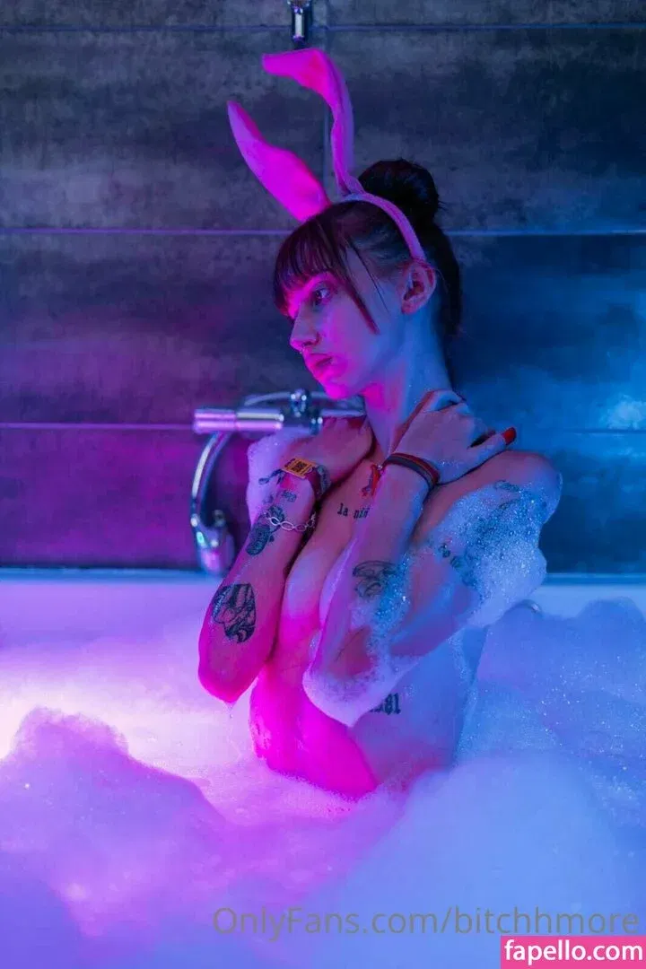 metrikagyal Onlyfans Photo Gallery 