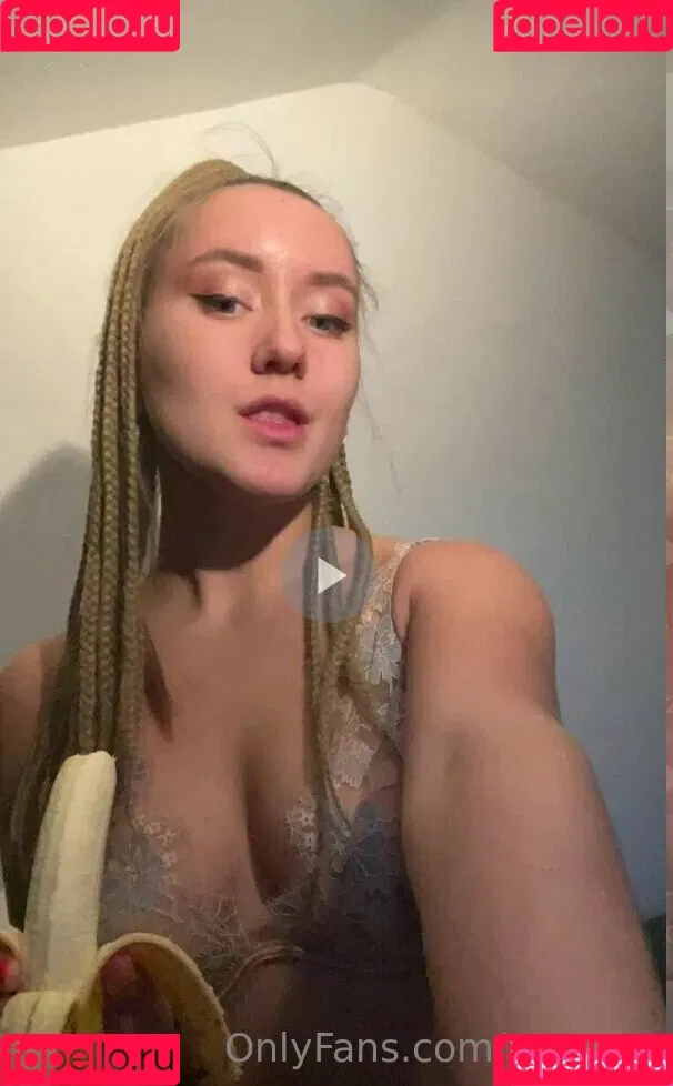 yoolyyo Onlyfans Photo Gallery 