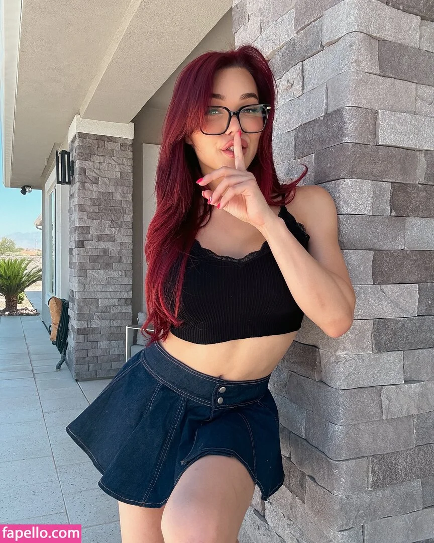 Emma Rose Onlyfans Photo Gallery 