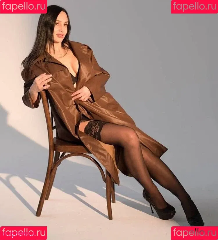 Helenka_Demidova Onlyfans Photo Gallery 