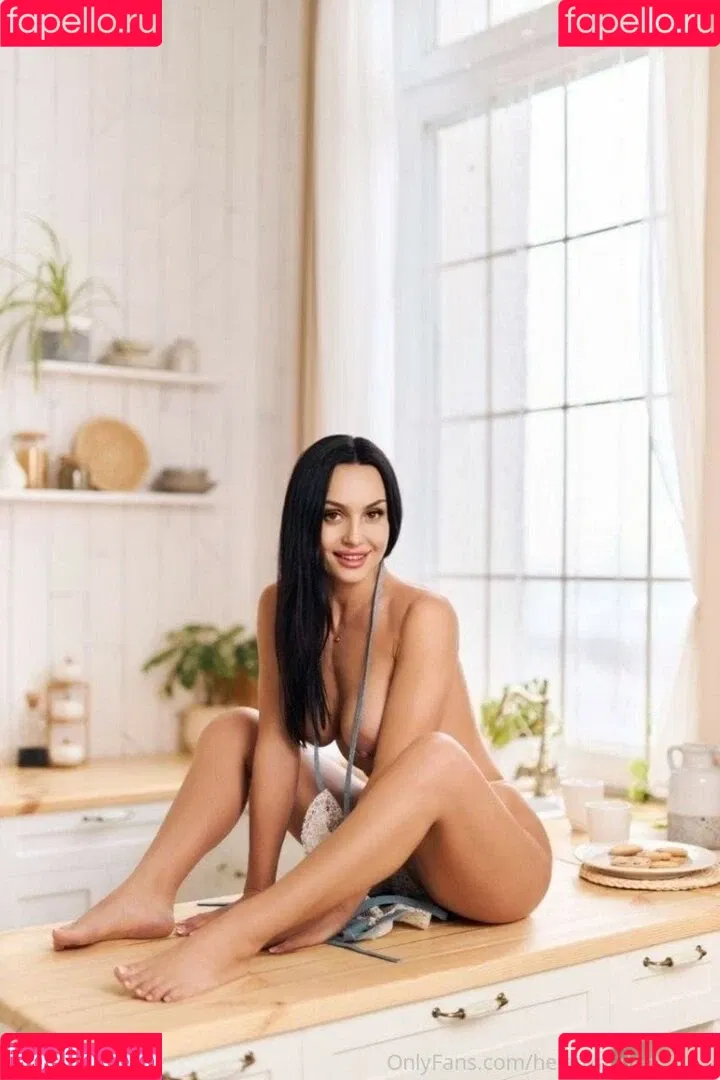 Helenka_Demidova Onlyfans Photo Gallery 