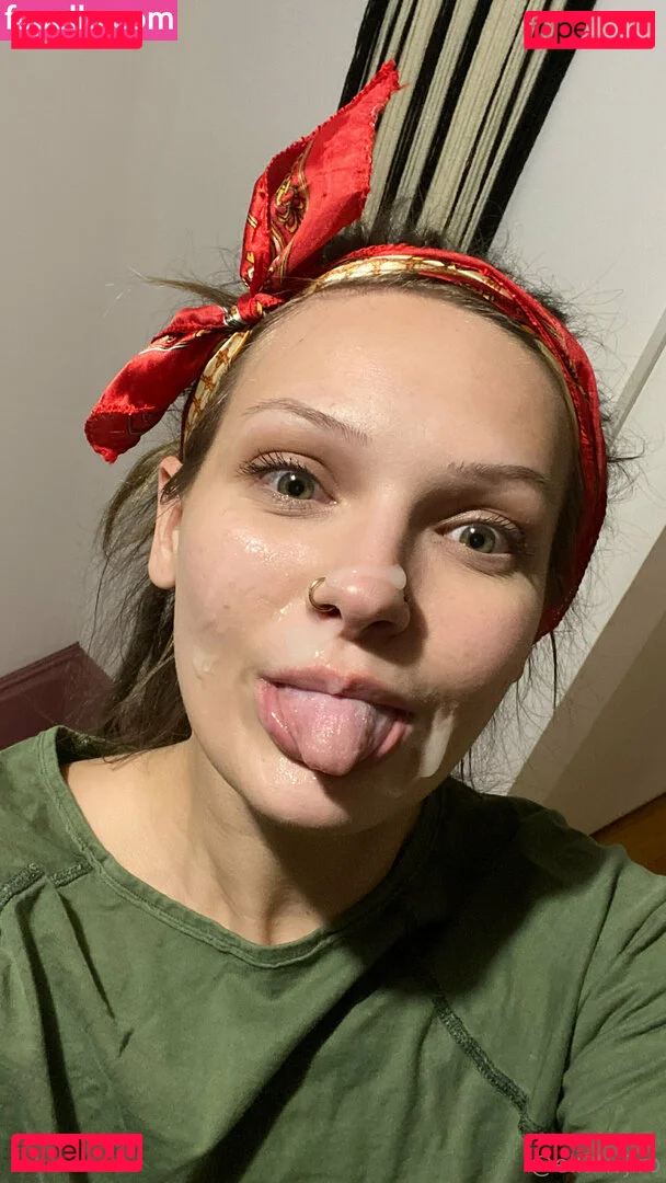 ellakojiro Onlyfans Photo Gallery 