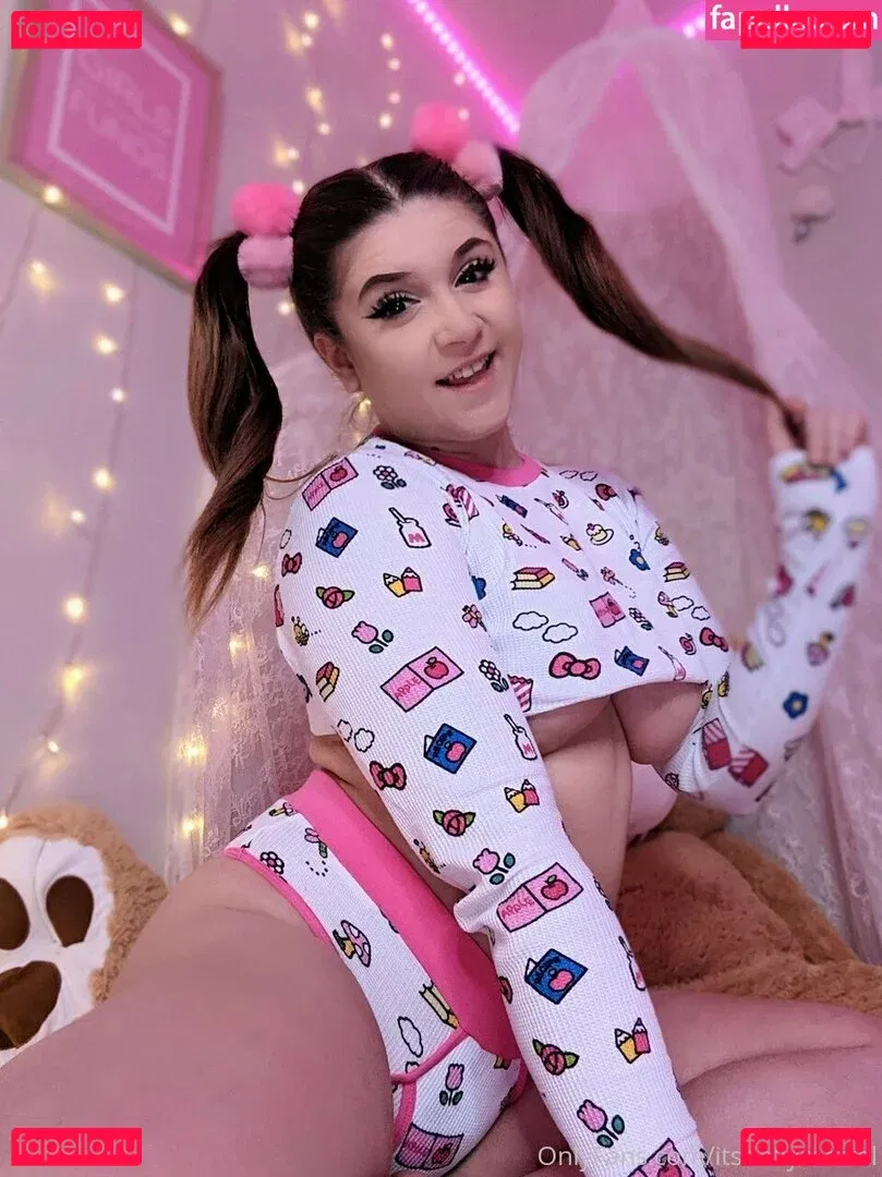 itsdollymattel Onlyfans Photo Gallery 