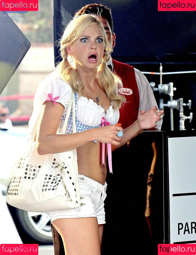 Anna Faris Onlyfans Photo Gallery 