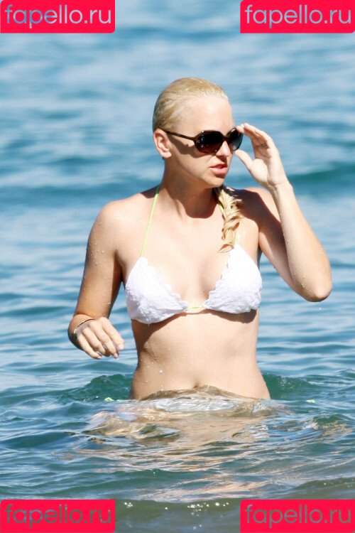 Anna Faris Onlyfans Photo Gallery 