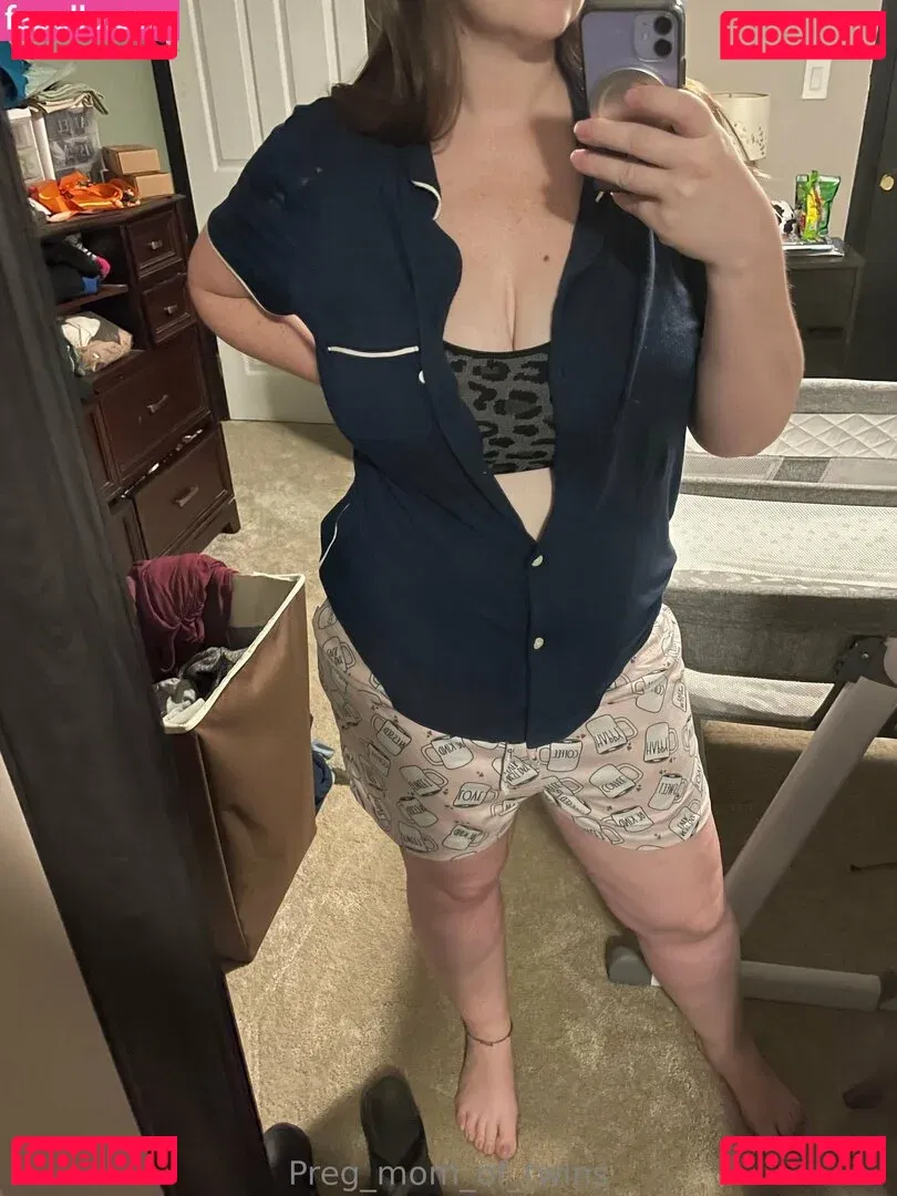 preg_mom_of_twins Onlyfans Photo Gallery 