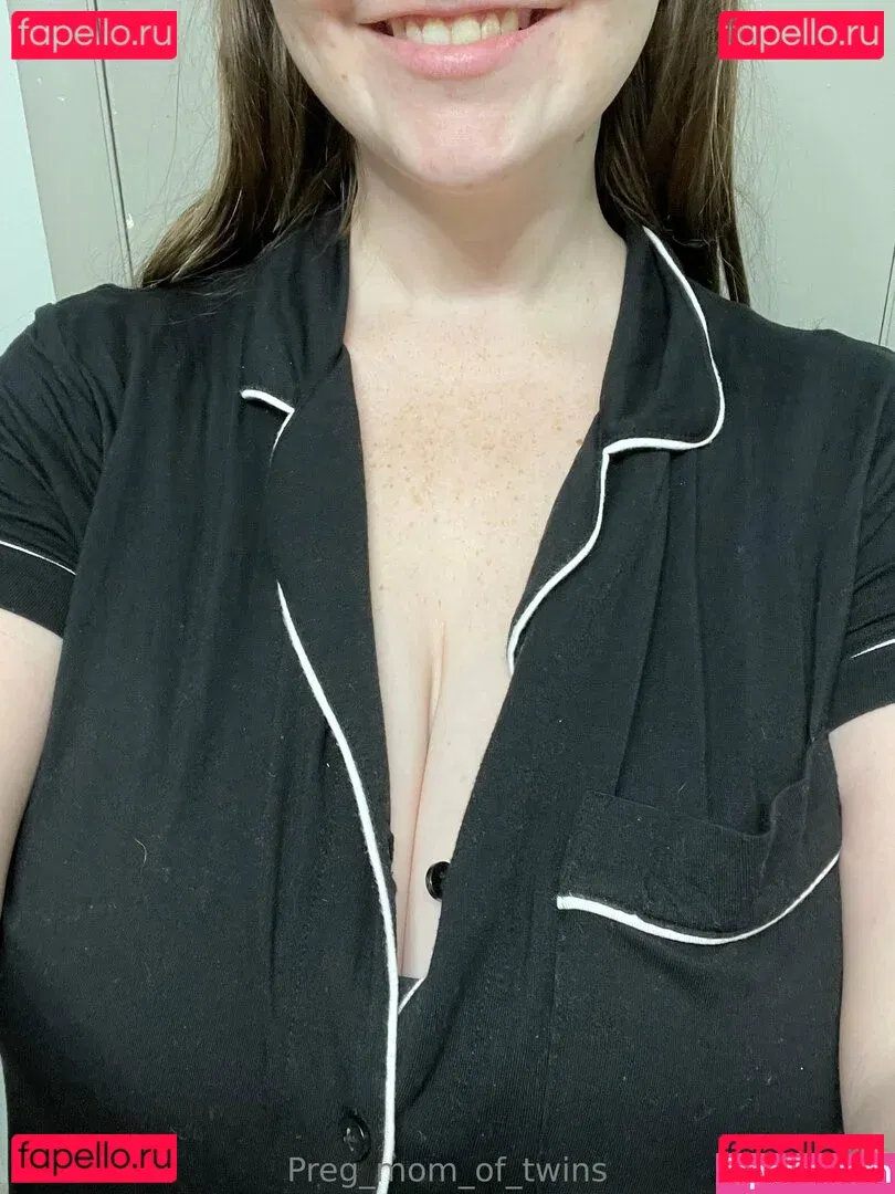 preg_mom_of_twins Onlyfans Photo Gallery 
