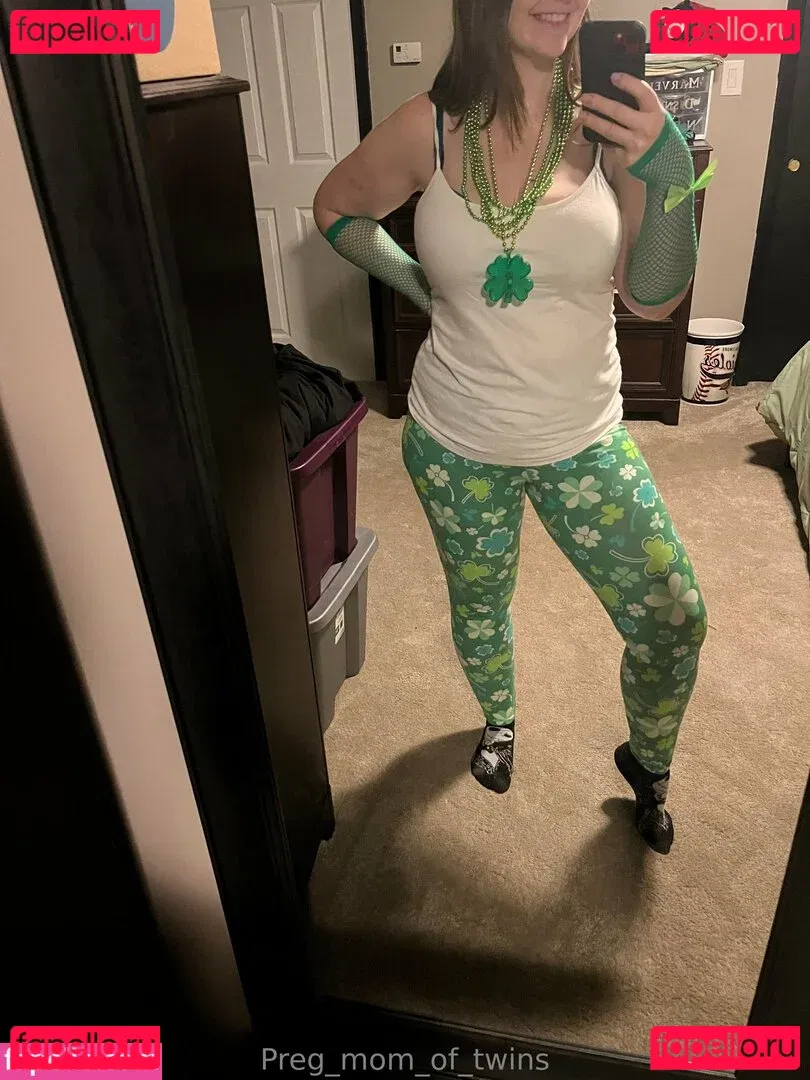 preg_mom_of_twins Onlyfans Photo Gallery 