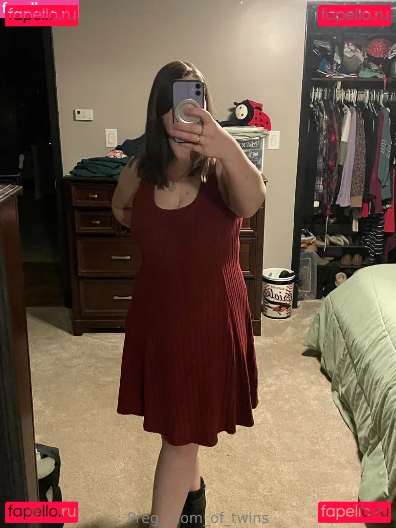 preg_mom_of_twins Onlyfans Photo Gallery 