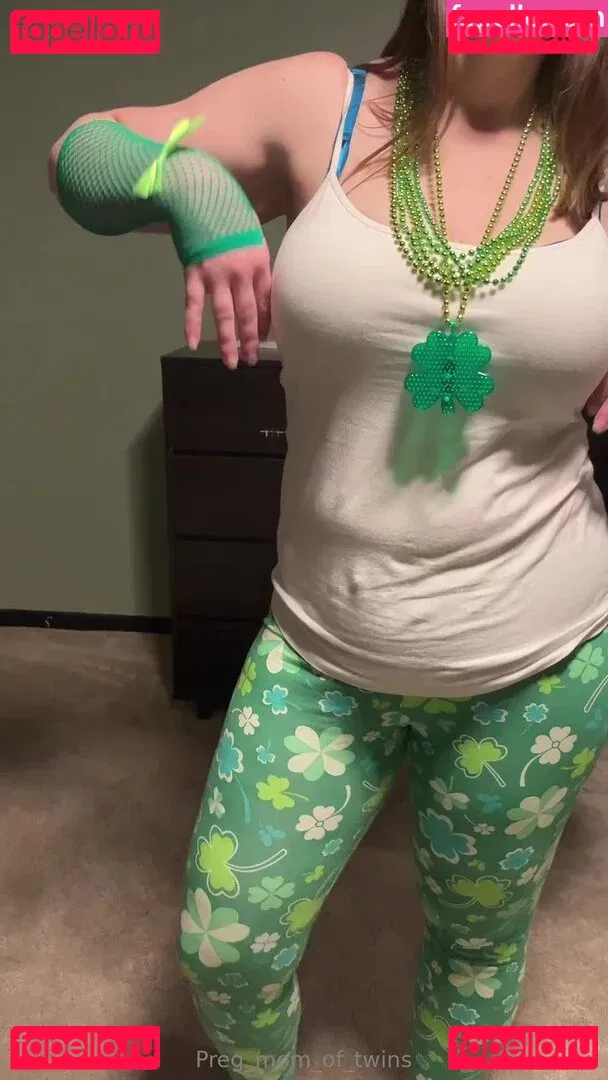 preg_mom_of_twins Onlyfans Photo Gallery 