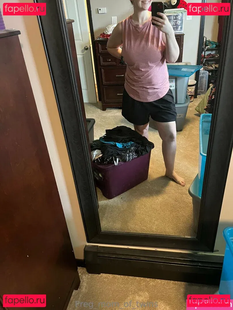 preg_mom_of_twins Onlyfans Photo Gallery 