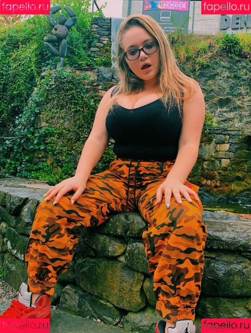 Harley Steins Onlyfans Photo Gallery 