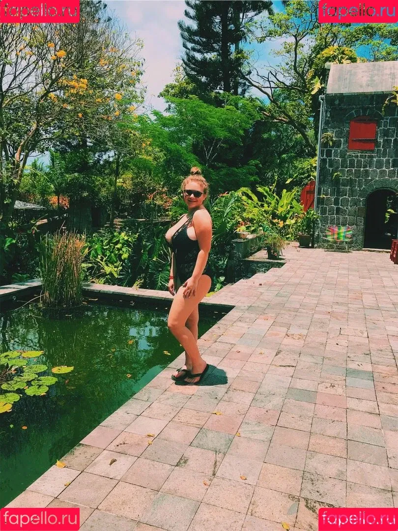 Harley Steins Onlyfans Photo Gallery 
