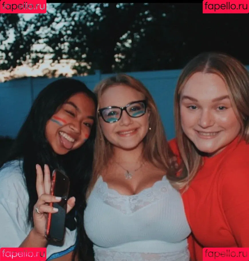 Harley Steins Onlyfans Photo Gallery 