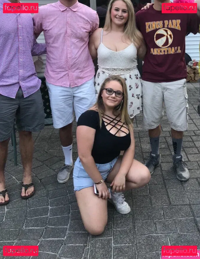 Harley Steins Onlyfans Photo Gallery 