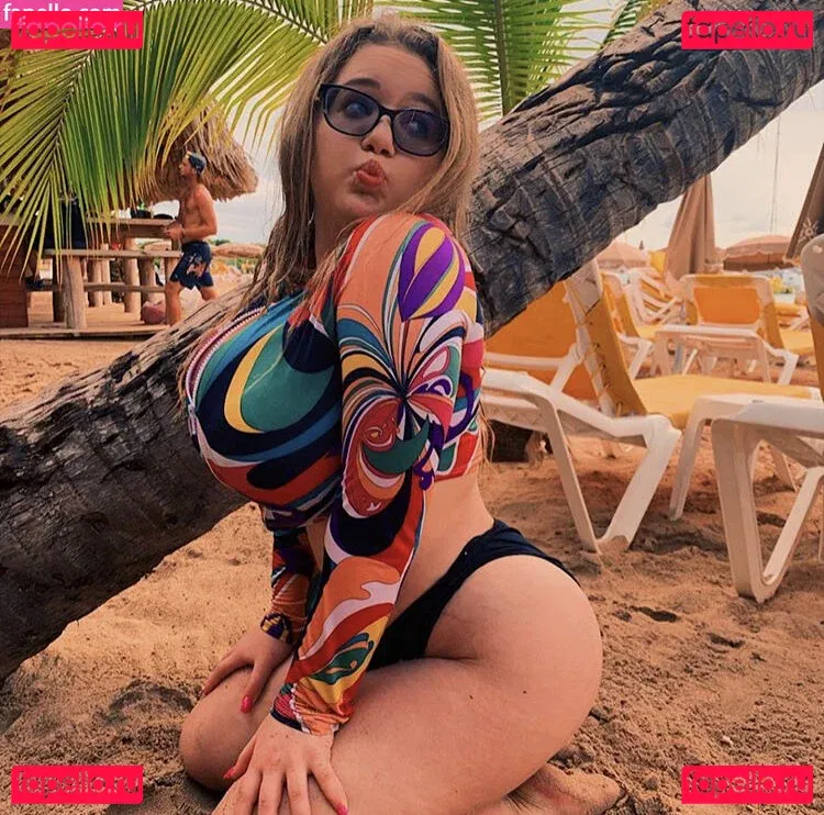 Harley Steins Onlyfans Photo Gallery 