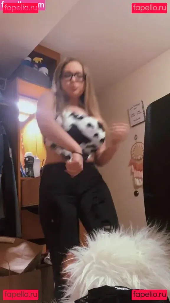 Harley Steins Onlyfans Photo Gallery 