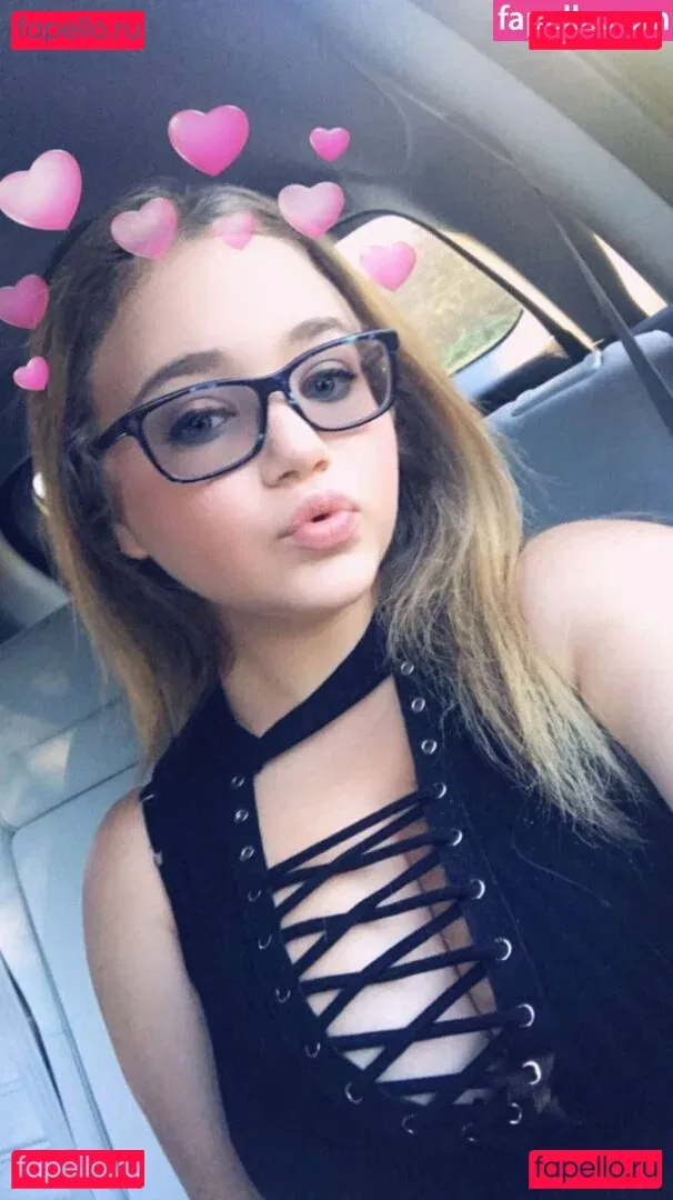 Harley Steins Onlyfans Photo Gallery 