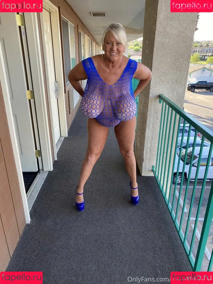 kaylakleevage Onlyfans Photo Gallery 