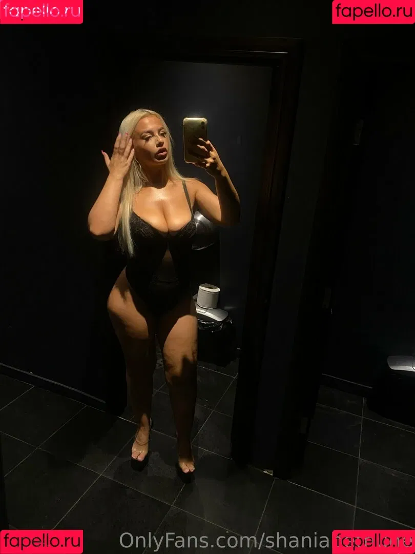 shaniaonlyfans Onlyfans Photo Gallery 