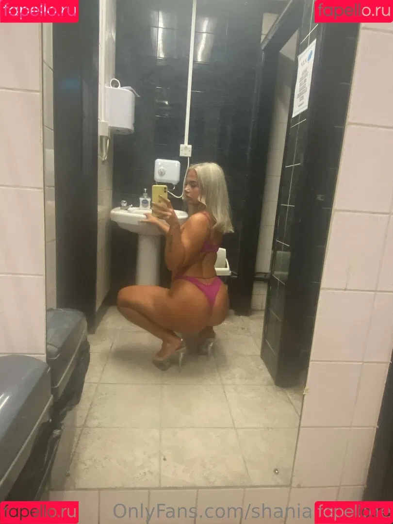 shaniaonlyfans Onlyfans Photo Gallery 