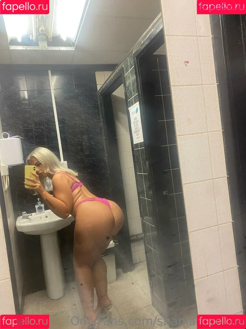 shaniaonlyfans Onlyfans Photo Gallery 