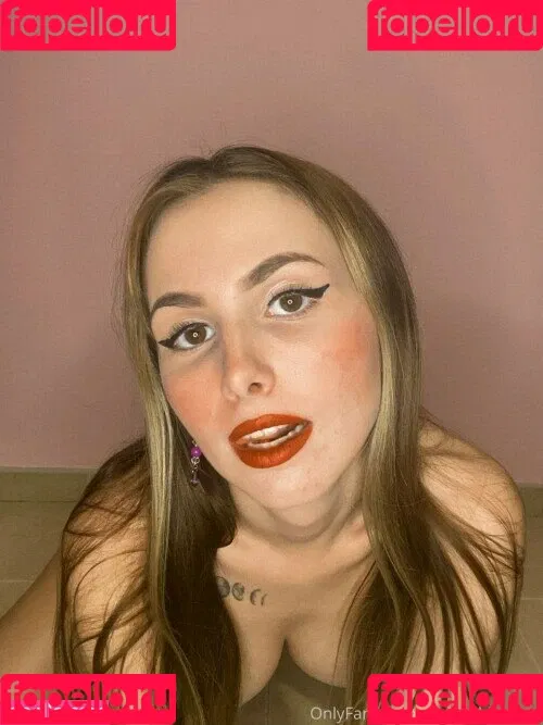 nuriacaldenteyy Onlyfans Photo Gallery 