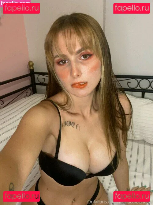 nuriacaldenteyy Onlyfans Photo Gallery 