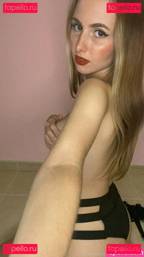 nuriacaldenteyy Onlyfans Photo Gallery 