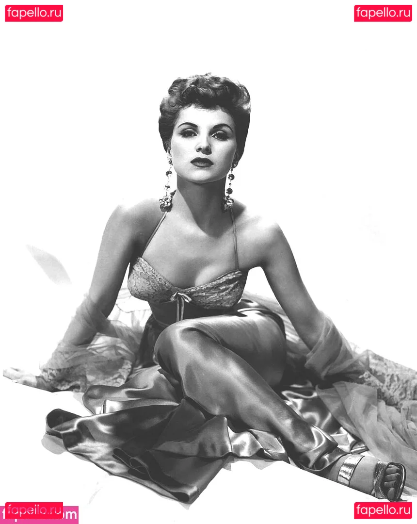 Vintage Starlets Onlyfans Photo Gallery 