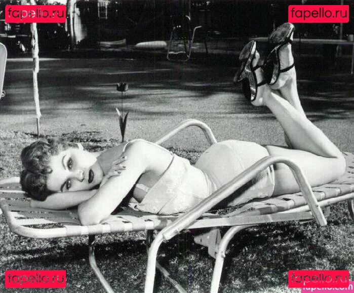 Vintage Starlets Onlyfans Photo Gallery 