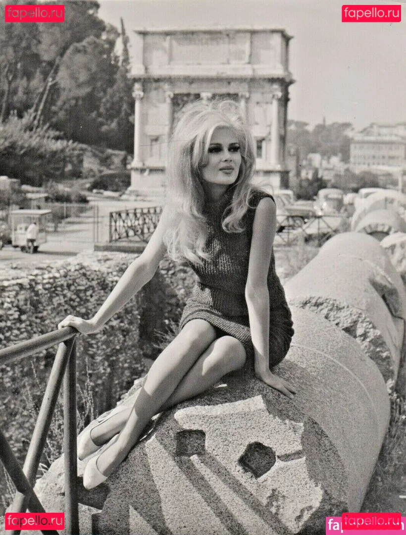 Vintage Starlets Onlyfans Photo Gallery 