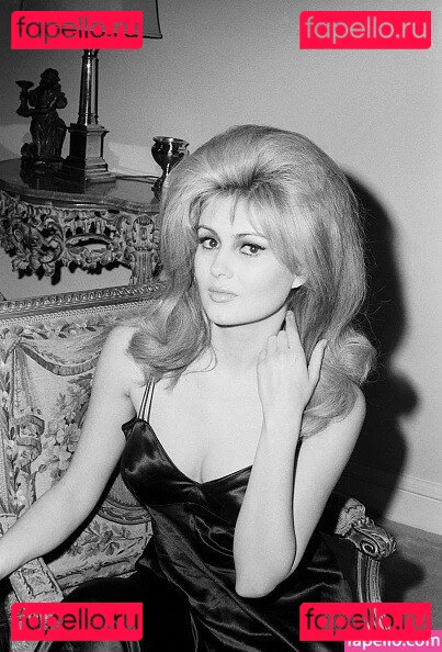 Vintage Starlets Onlyfans Photo Gallery 