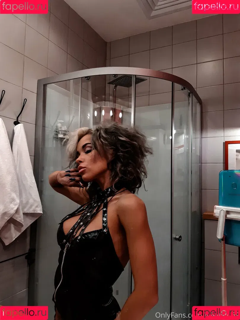 juleeya_69 Onlyfans Photo Gallery 