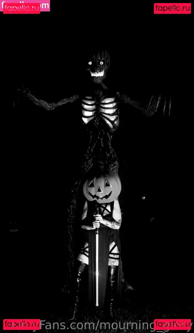 mourning_glory Onlyfans Photo Gallery 