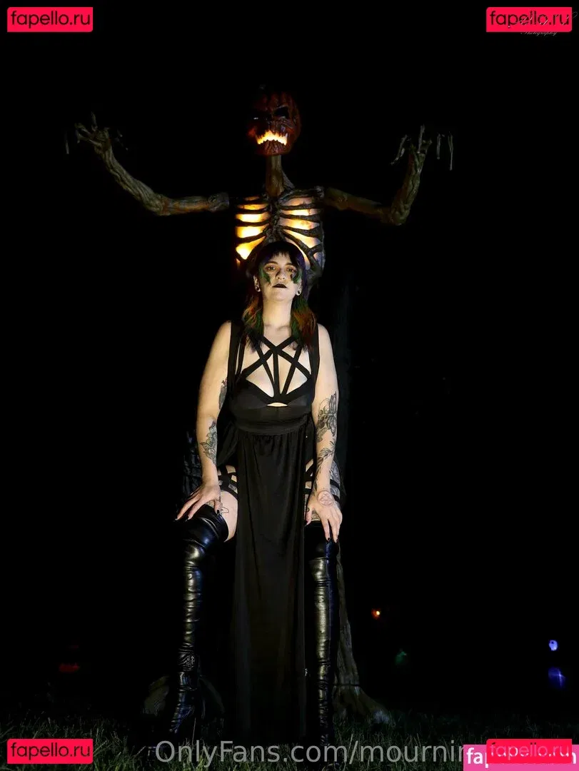 mourning_glory Onlyfans Photo Gallery 