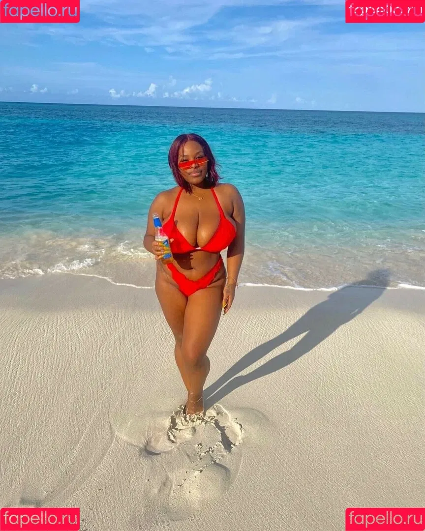 msolurin Onlyfans Photo Gallery 