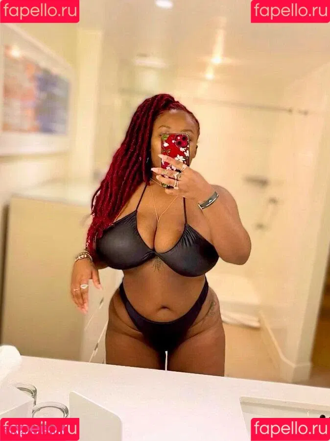 msolurin Onlyfans Photo Gallery 