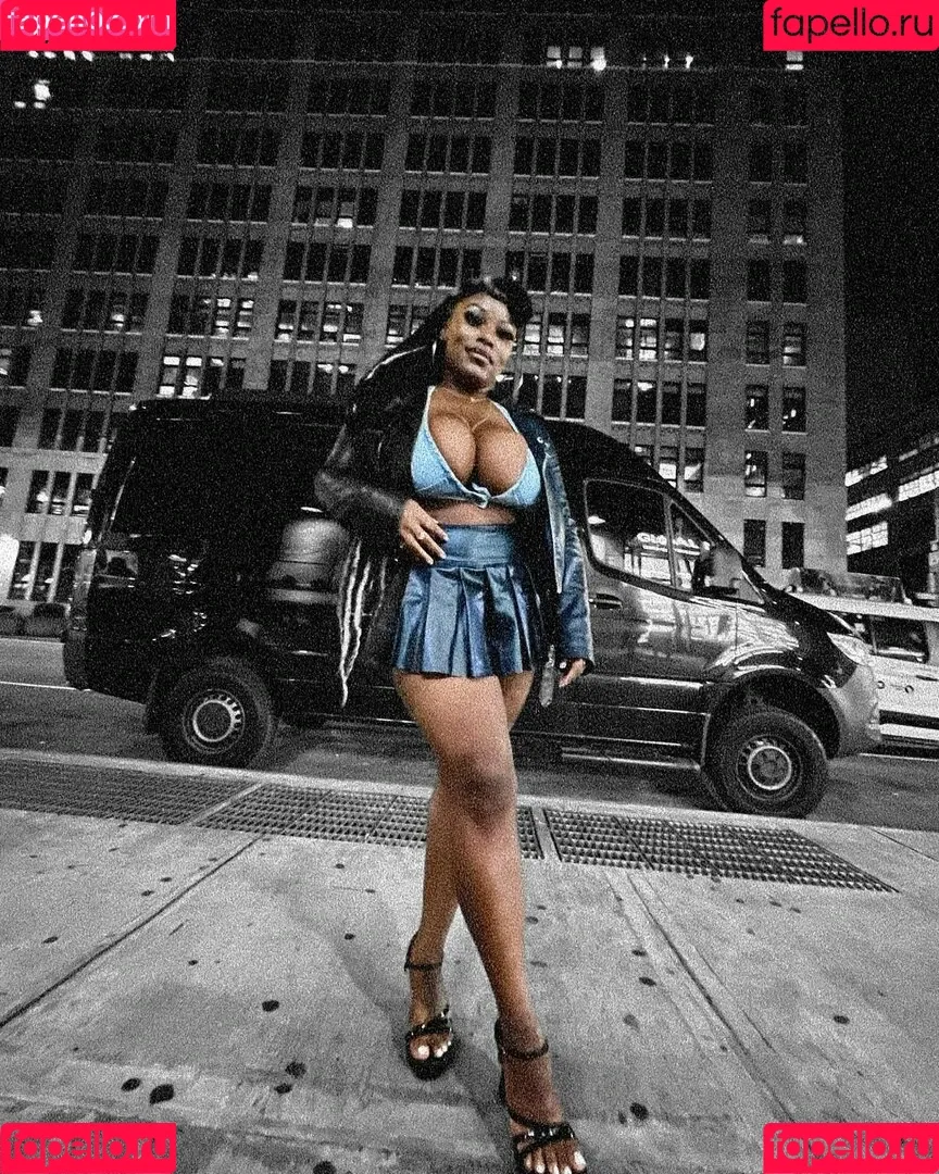 msolurin Onlyfans Photo Gallery 