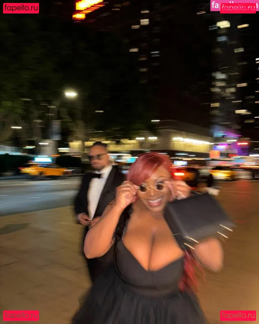 msolurin Onlyfans Photo Gallery 