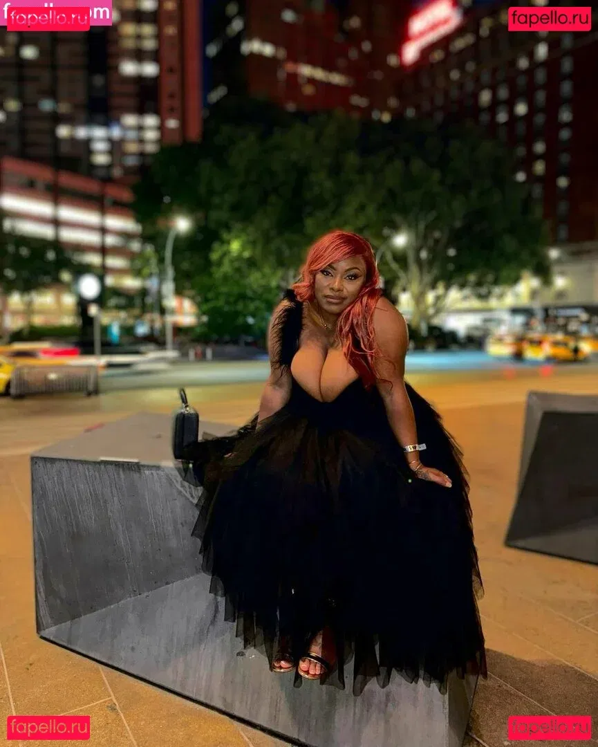 msolurin Onlyfans Photo Gallery 