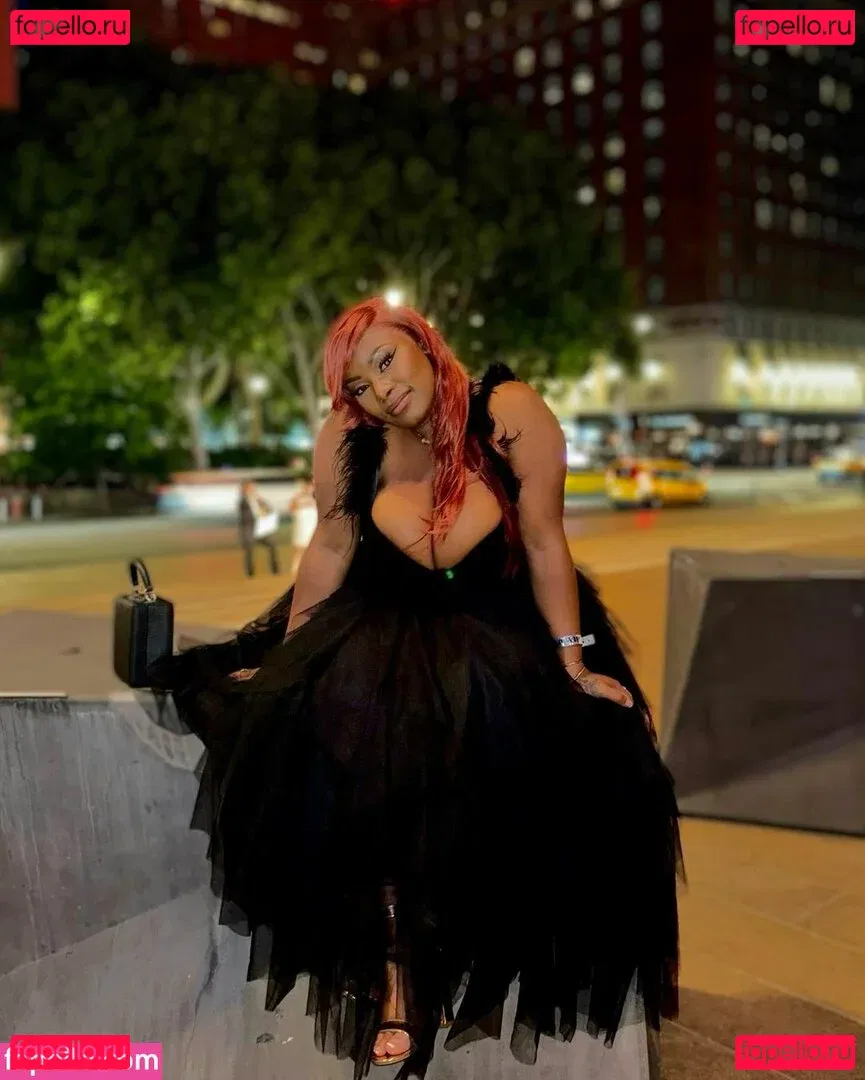 msolurin Onlyfans Photo Gallery 