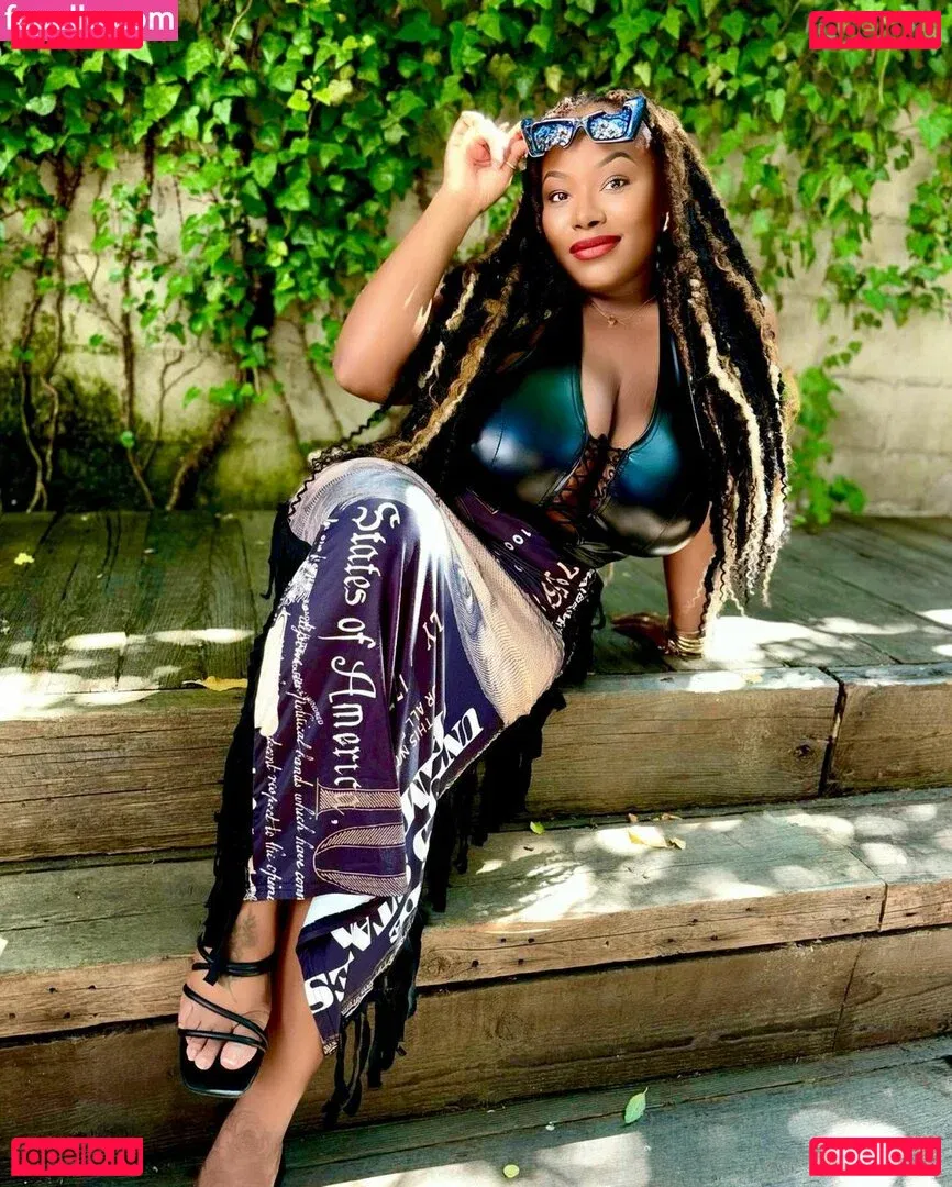 msolurin Onlyfans Photo Gallery 