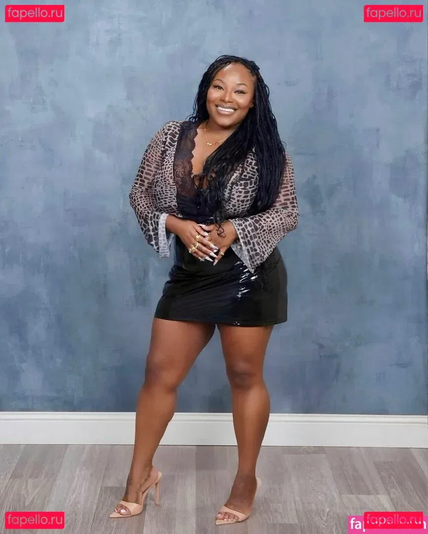 msolurin Onlyfans Photo Gallery 