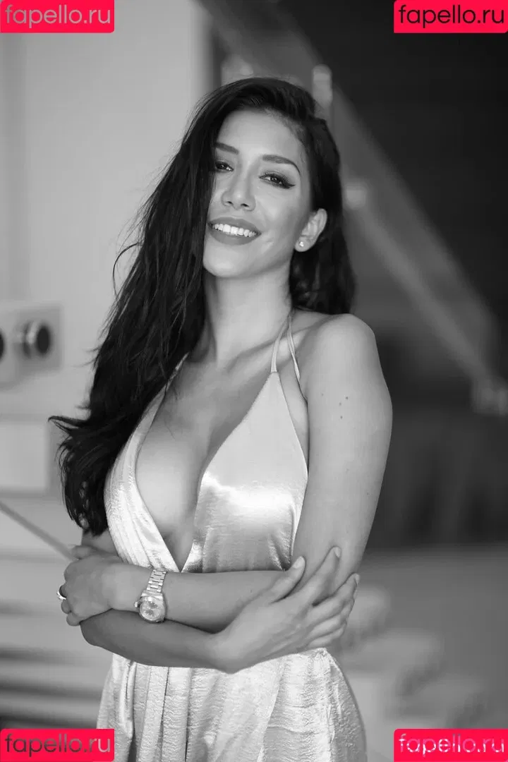 Lizzy Acosta Onlyfans Photo Gallery 