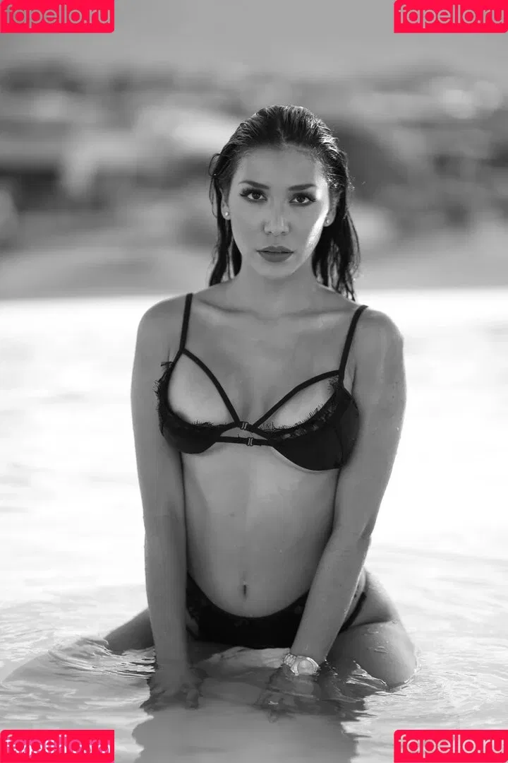 Lizzy Acosta Onlyfans Photo Gallery 
