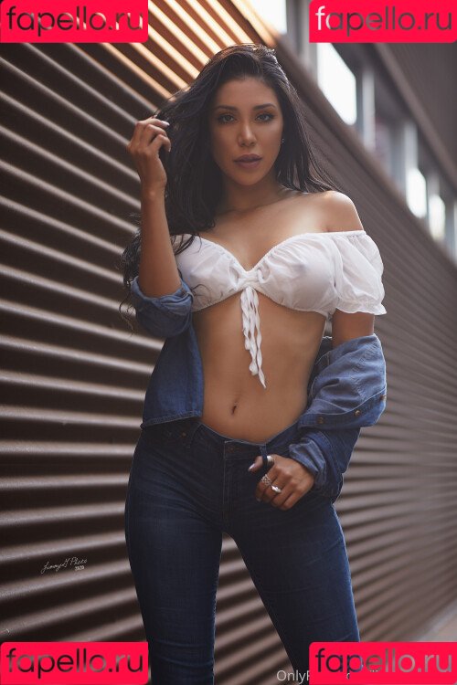Lizzy Acosta Onlyfans Photo Gallery 