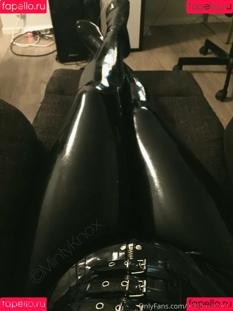 mintyknoxfree Onlyfans Photo Gallery 