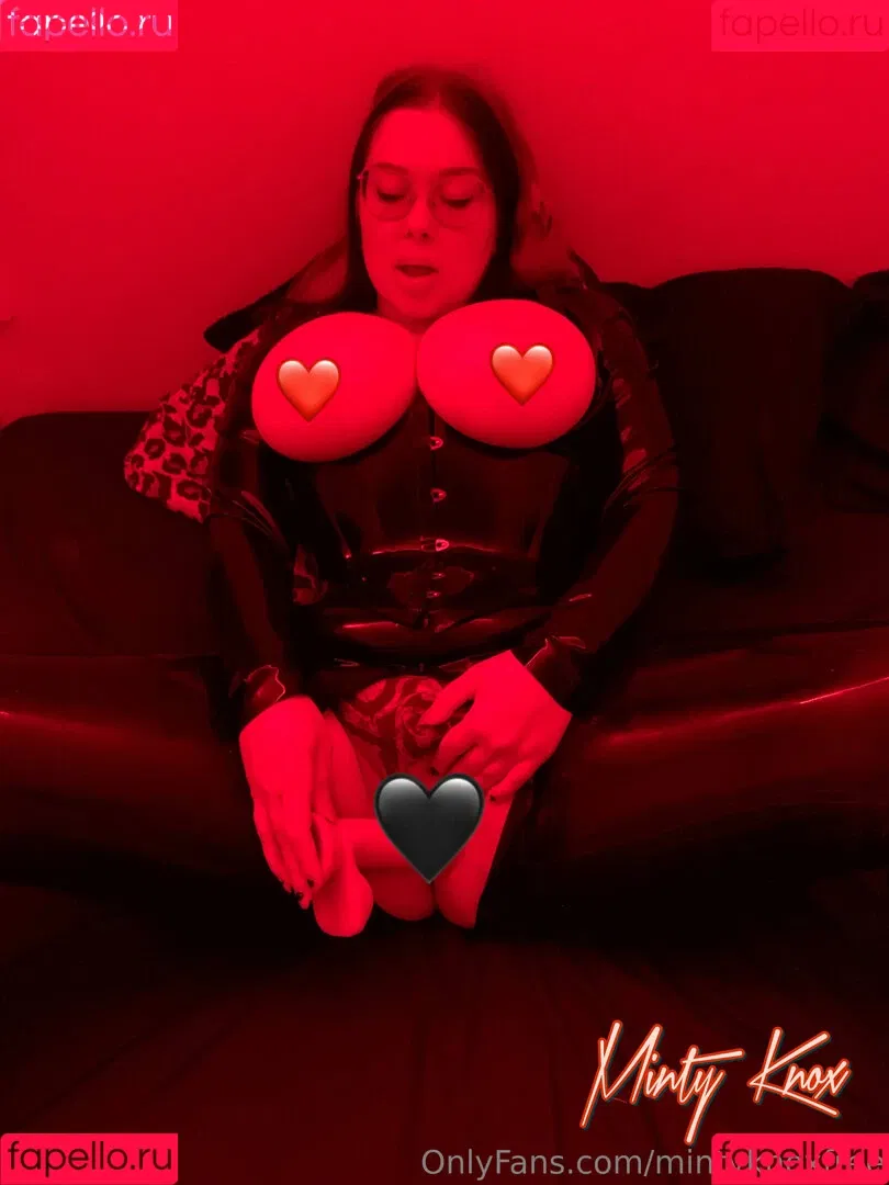 mintyknoxfree Onlyfans Photo Gallery 