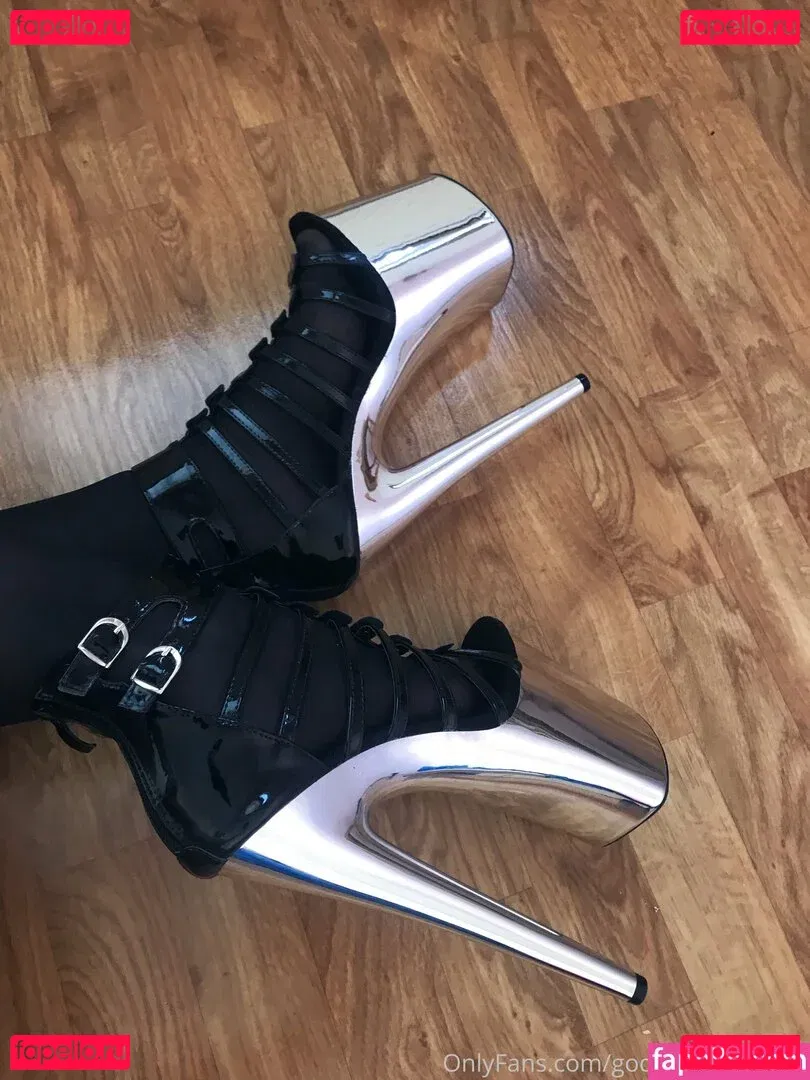 mintyknoxfree Onlyfans Photo Gallery 